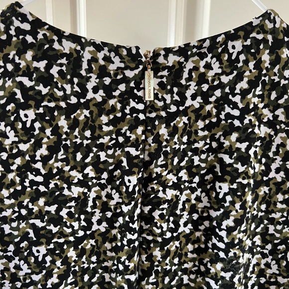 Michael Kors Dress - Picture 2 of 5